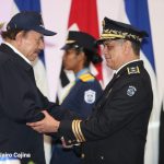 Saludándonos Policía Sandinista, Policía Nacional