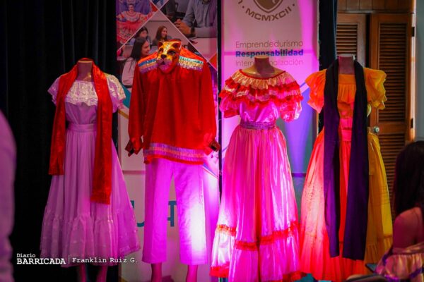 UAM llevó a cabo el Festival Interuniversitario «Huipil, Herencia ancestral»