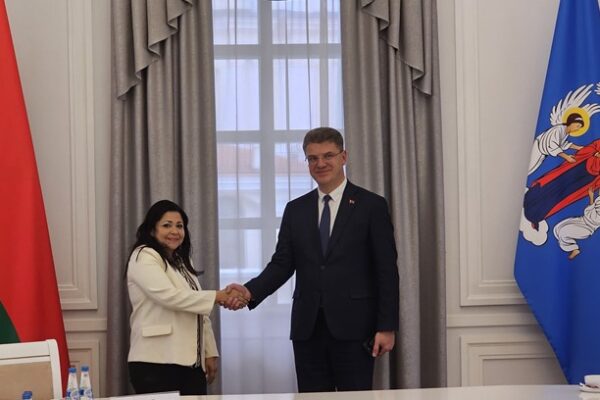 Nicaragua y Belarús Estrechan Vínculos en el Sector Industrial a Través de Delegación Parlamentaria