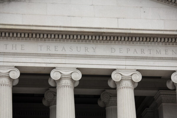 Hermano menor de Joe Biden habría recibido ilegalmente 125.000 dólares y se los gastó en fútbol americano, jardinería y otros asuntos personales