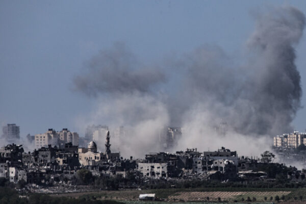Las Fuerzas de Defensa de Israel atacan dos hospitales en Gaza