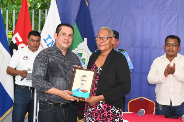 Inauguran Centro Tecnológico Ulises Santiago Gogo en Bilwi