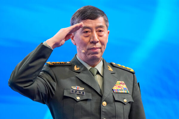 Destituyen al ministro de Defensa de China