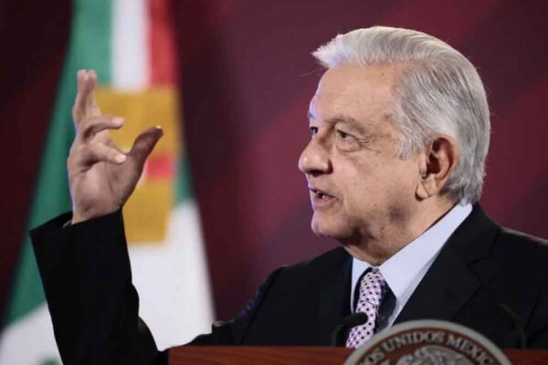 Nunca le daremos la espalda a Cuba, dijo López Obrador
