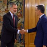 Rey de España encarga a Pedro Sánchez formar Gobierno