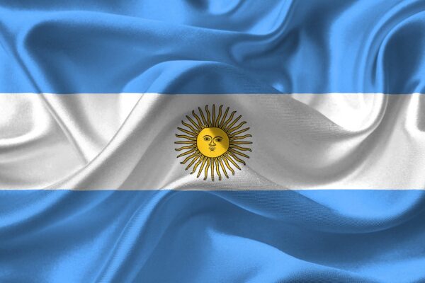SALUDO DEL PUEBLO NICARAGÜENSE AL PUEBLO ARGENTINO