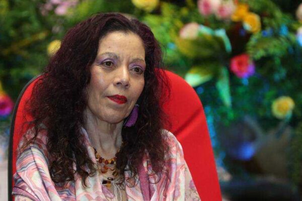 Compañera Rosario Murillo en Multinoticias (03-10-23)