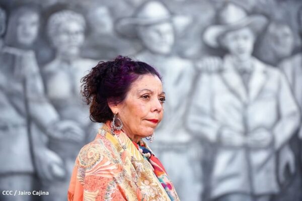 Compañera Rosario Murillo en Multinoticias (23-10-23)