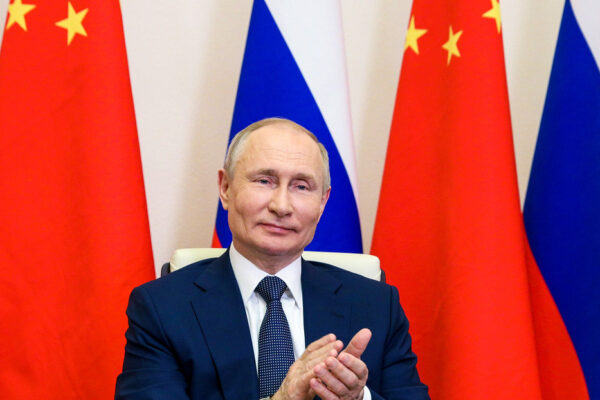 Putin: Los contactos de Rusia y China en el ámbito militar y técnico-militar son cada vez más importantes
