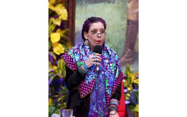 Compañera Rosario Murillo en Multinoticias