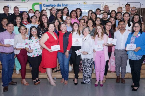 Claro Nicaragua Impulsa Emprendedores con ‘Conectate con lo Tuyo’