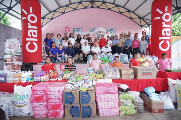 Claro Nicaragua y Empresas Aliadas Celebran Navidad con el Hogar de Protección Pajarito Azul