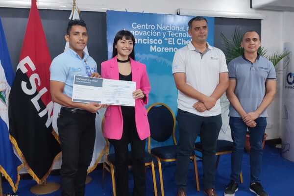Apasionados por la Tecnología lograron Certificación Internacional