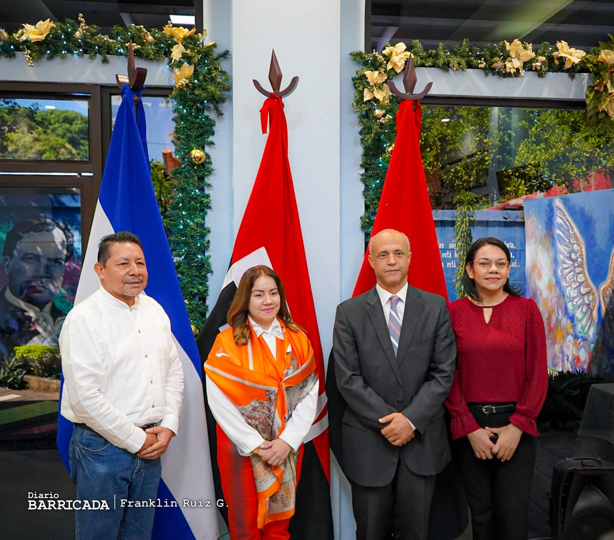 Autoridades del Ministerio de Educación sostienen fraternal encuentro con Embajador de Egipto