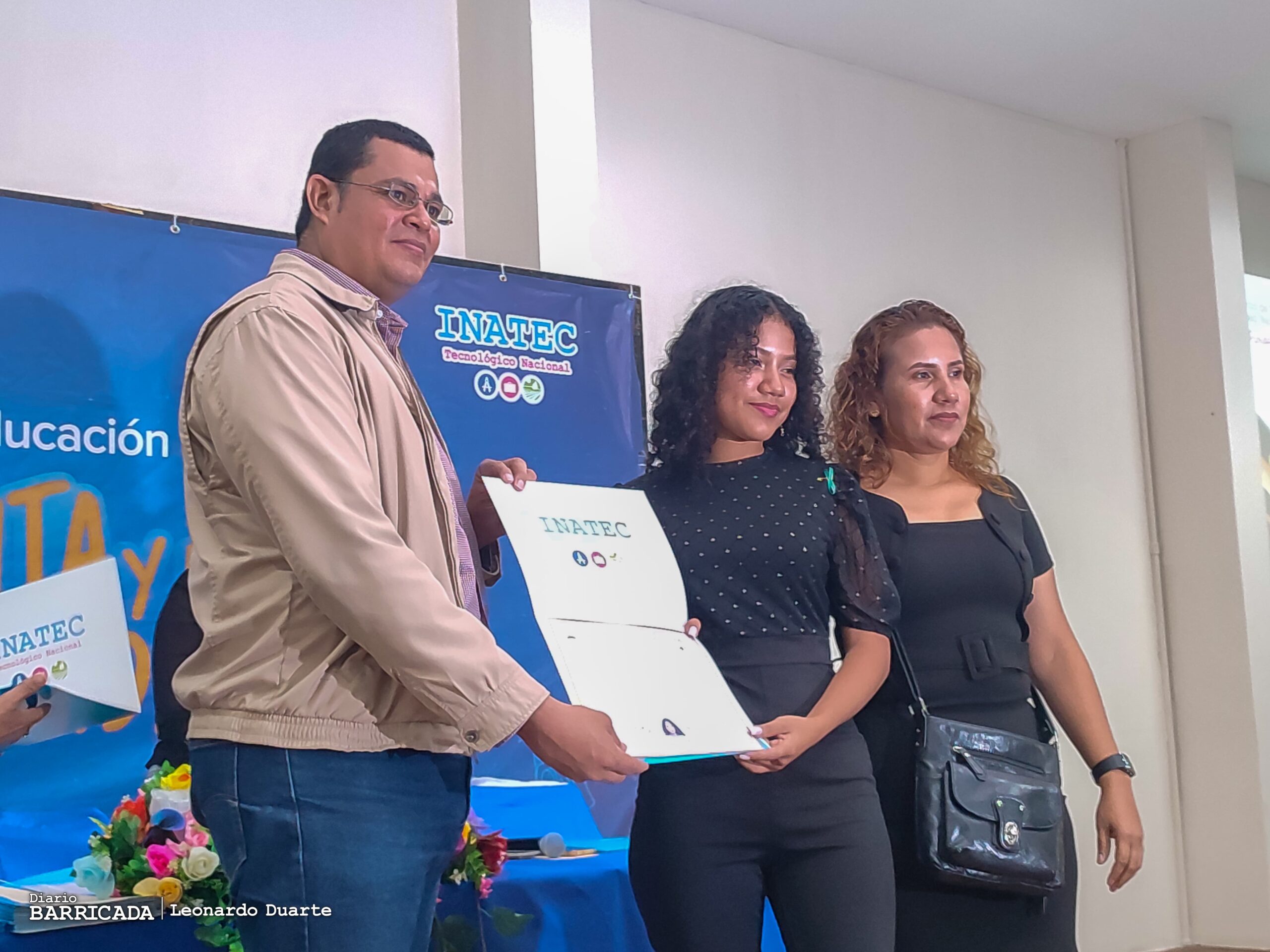 119 jóvenes reciben título como técnicos en el Centro Tecnológico Ariel Darce