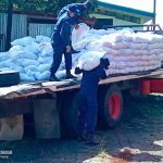 Distrito Naval Caribe: Ejército de Nicaragua Descarga 964 Paquetes Alimenticios en Bluefields