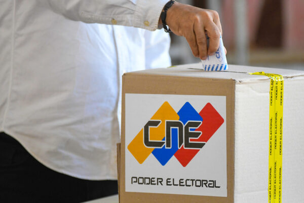 «Ahórrense el plazo, yanquis»: Jefe del Parlamento de Venezuela pica adelante tras ultimátum de EE.UU.