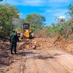 Ingenieros del Ejército de Nicaragua reparan calles en municipio de León