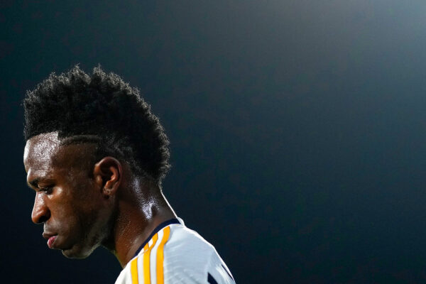 «¡Vinícius, mono!»: el delantero del Real Madrid sufre nuevos insultos racistas en España