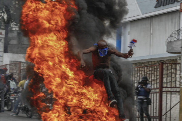 Protestas masivas en Haití para exigir la dimisión del primer ministro interino