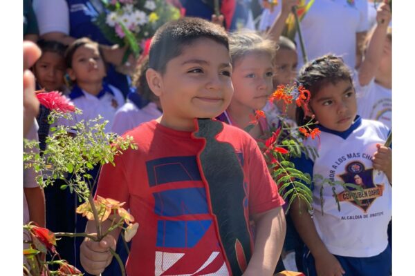 Sandino en la sonrisa de la niñez nicaragüense