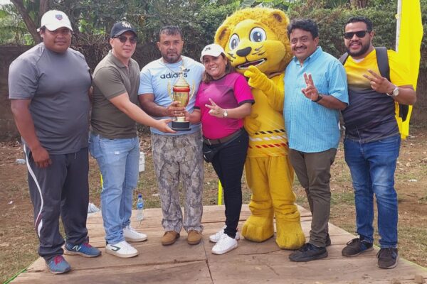 Gobierno Sandinista Dona Balones a Equipos de Tercera División en San Marcos