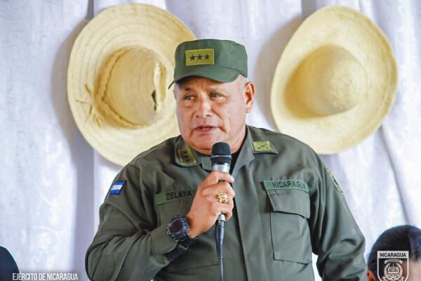 Ejército participa en reuniones con productores cafetaleros de municipios de Nueva Segovia