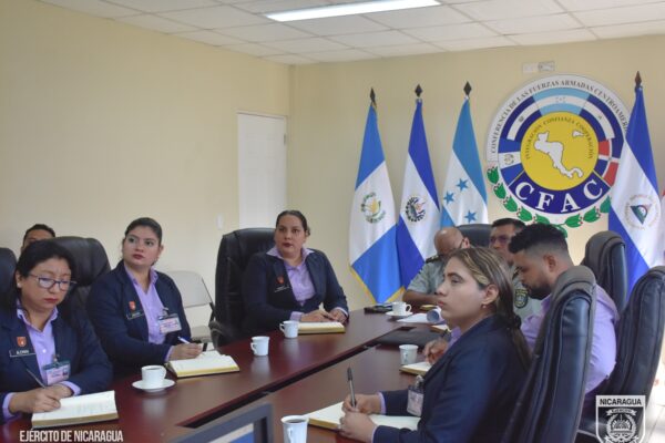 Ejército de Nicaragua Participa en Seminario de la CFAC sobre Medidas de Influencia y Comunicaciones