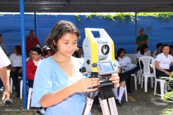 Celebran protagonismo de la mujer nicaragüense en carreras técnicas
