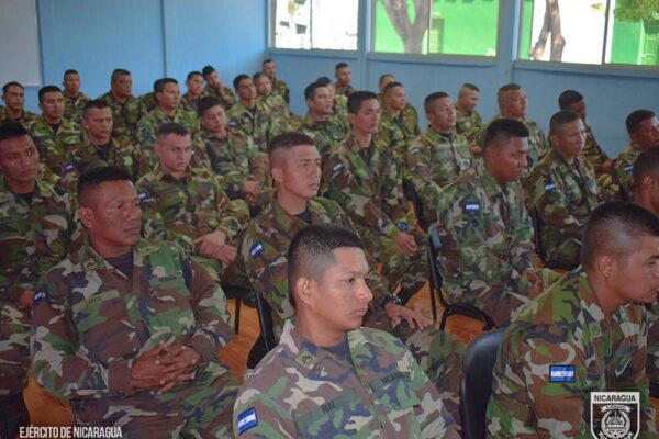 Ejército de Nicaragua Participa en Capacitación Ambiental para Protección de Recursos Naturales