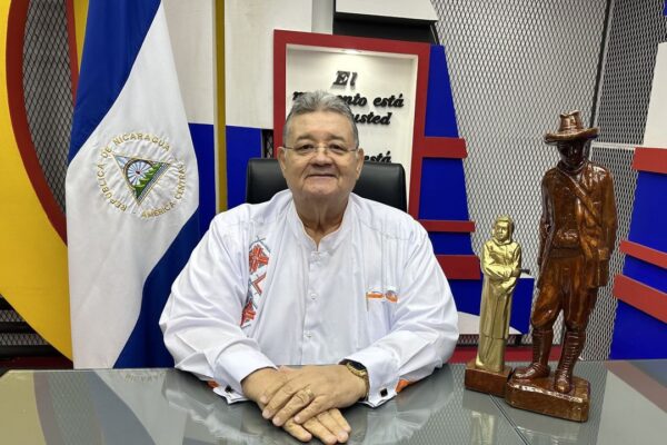 Moisés Absalón Pastora: domemos a nuestras fieras