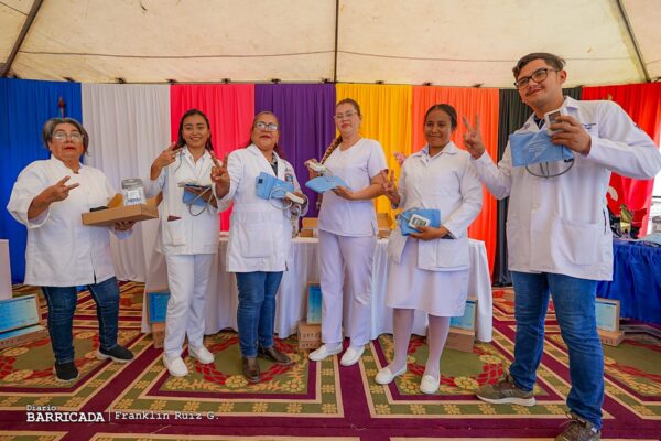 Nicaragua fortalece atención primaria con equipos para monitoreo de presión arterial