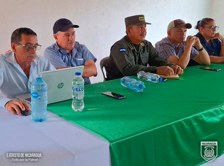 Ejército de Nicaragua y Ganaderos de Jinotega se comprometen con la Seguridad Rural