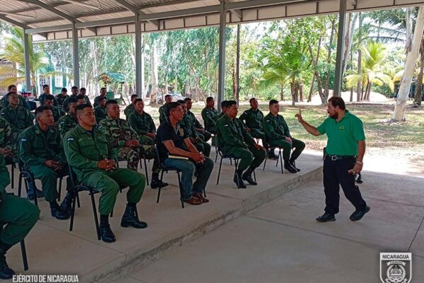 Ejército y Marena e Inafor participan en capacitación ambiental