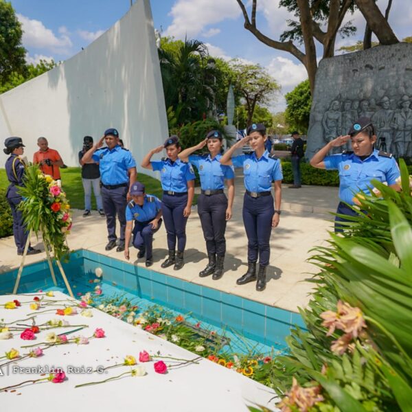 Foto de Galería: 12 aniversario del tránsito a la inmortalidad del Comandante Tomás Borge