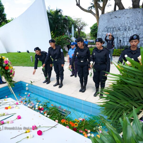 Foto de Galería: 12 aniversario del tránsito a la inmortalidad del Comandante Tomás Borge