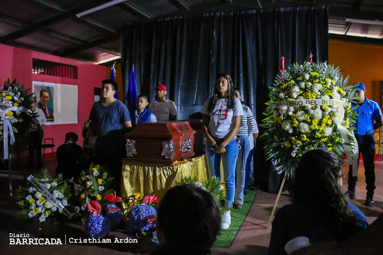 Rinden homenaje póstumo al Héroe Carmelo Josué Amaya Jarquin