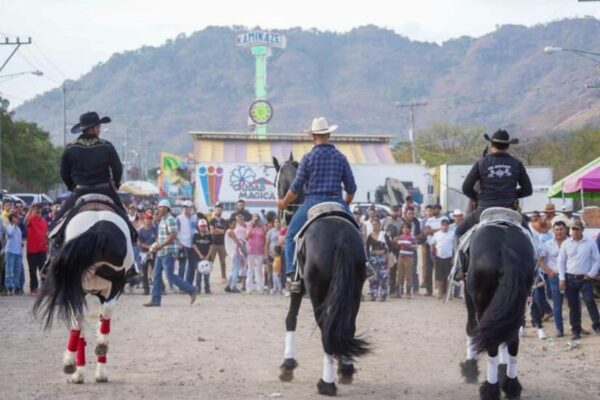 Familias de Jinotega disfrutan de Festival Vaquero
