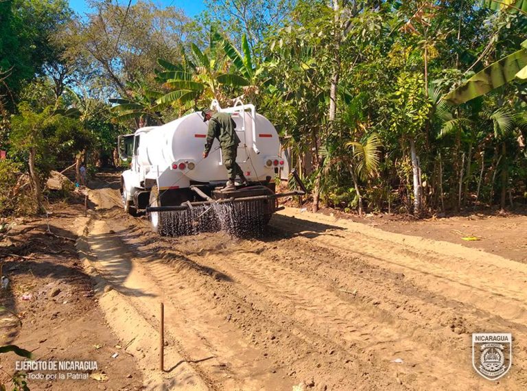 El Cuerpo de Ingenieros del Ejército de Nicaragua entrega obras clave en El Rosario