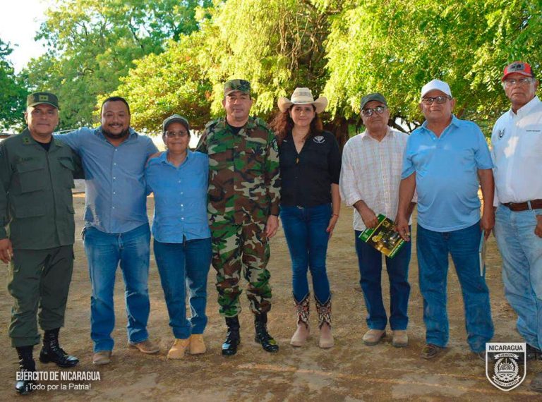 Ejército de Nicaragua fortalece lazos con productores en la Península de Chiltepe