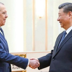 Presidente chino se reúne con el canciller ruso en Beijing