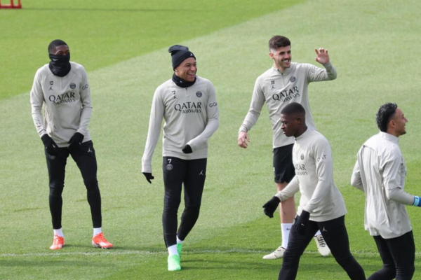 PSG con tres ausencias para duelo contra Barcelona en Champions