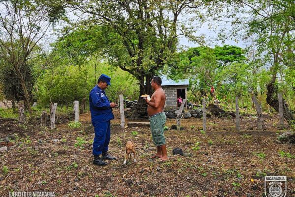 Fuerza Naval visita zonas vulnerables en en Ometepe