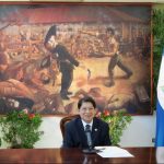 Embajador de Zimbabwe presentó Copias de Estilo ante Nicaragua