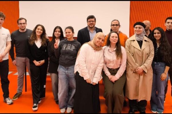 Celebran en Bélgica el Día de la Dignidad Nacional