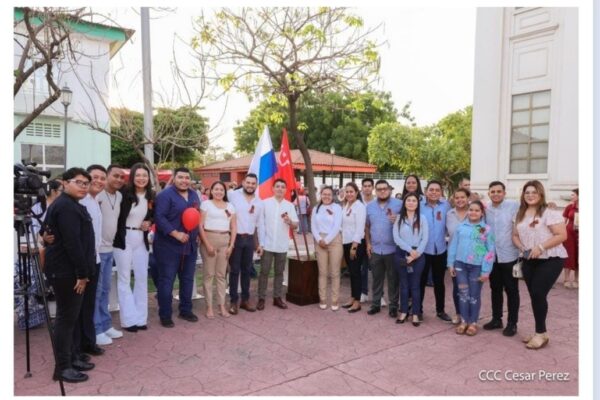 Celebramos con el Pueblo Ruso El Día de La Victoria