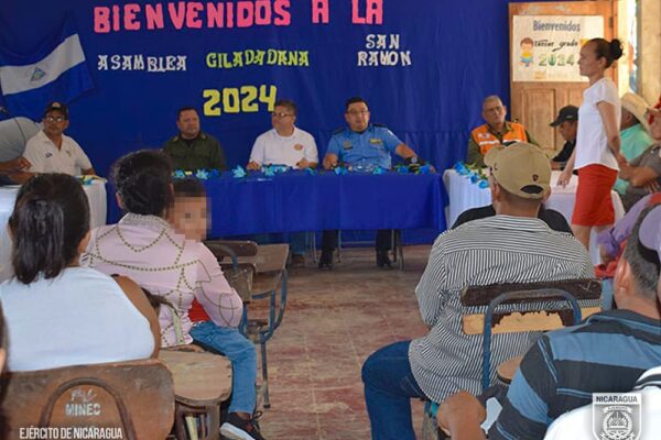Destacamento Militar Sur en reunión con Productores, Ganaderos y Comerciantes