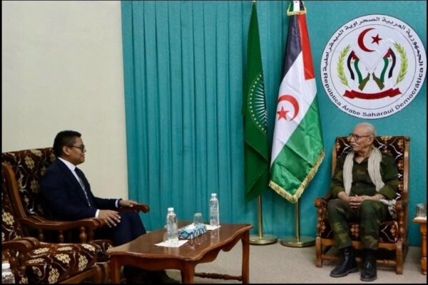 Representante de Nicaragua presenta cartas credenciales ante el Gobierno de la República Árabe Saharaui Democrática