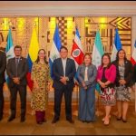 Ministra de Educación, Compañera Mendy Arauz, con ministr@s de Educación de Centroamérica en el Salvador