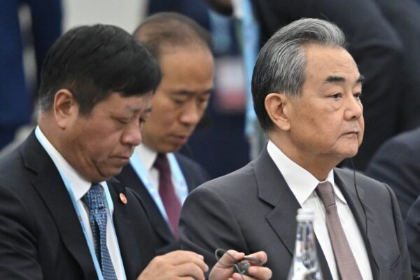 China planea trabajar con Rusia para mantener la estabilidad estratégica y enfrentar la resistencia externa